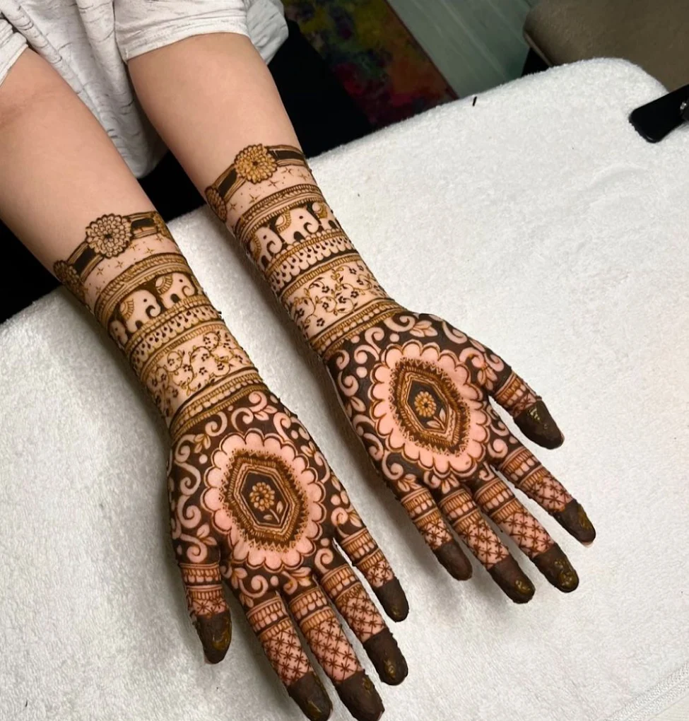 Ravi mehandi art — photo 4