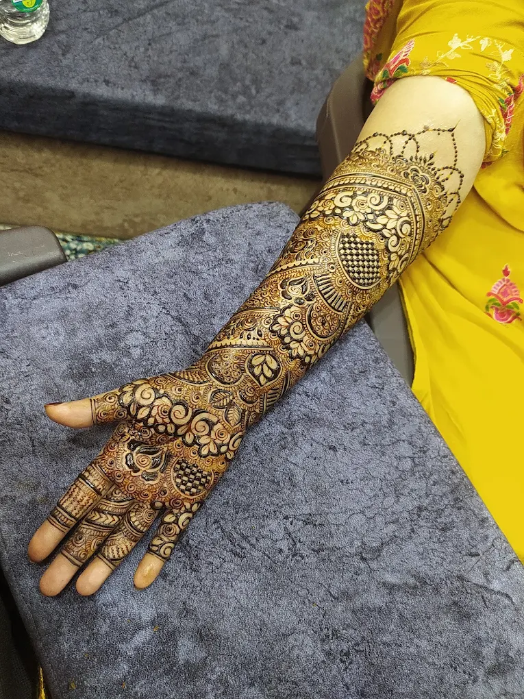 Naaz mehndi artist — photo 2
