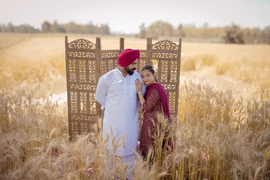Vintage Studio and Stable / Pre-Wedding Shoot — photo 3