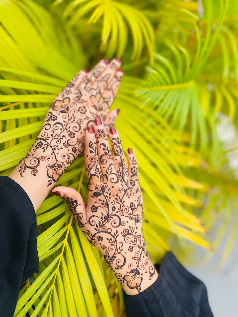 The Brown Stain (Mehendi artist) — photo 2