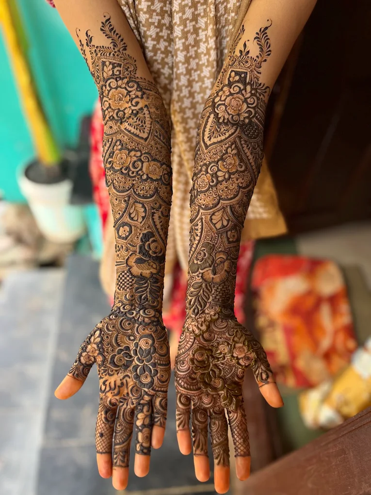 Rida mehndi artist & creation — photo 4