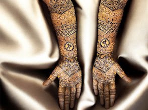 Afrin Mehndi Artist