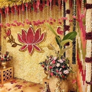 Pandit Flower Decoration — photo 3