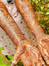 Amreen Mehendi artist