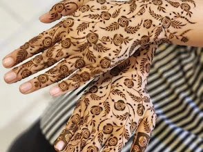 comal sandhu mehndi artist