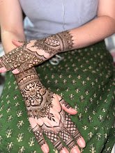Henna art by Gurusha Chauhan — photo 2