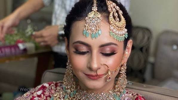 Ritu Kolentine's International Makeup Artist — photo 4