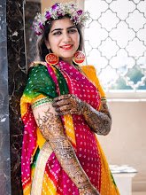 Mahi Mehndi Artist